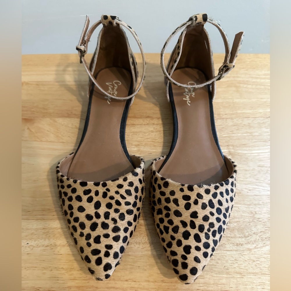 Crown Vintage Animal Print Shoes, size 8.5